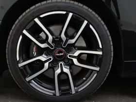 MINI Hatchback (2024) thumbnail 57