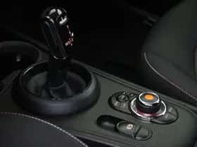 MINI Countryman (2019) thumbnail 6