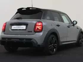 MINI Hatchback (2021) thumbnail 2