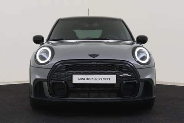 MINI Hatchback (2021) thumbnail 4