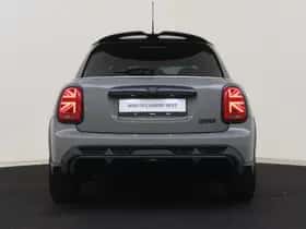 MINI Hatchback (2021) thumbnail 5