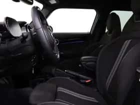 MINI Hatchback (2021) thumbnail 9