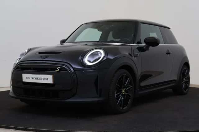 MINI Electric (2023) thumbnail 1