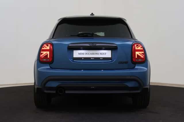 MINI Hatchback (2022) thumbnail 5