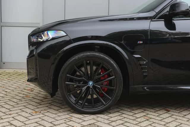 BMW X5 (2024) thumbnail 4