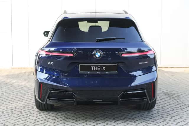 BMW iX (2026) thumbnail 6