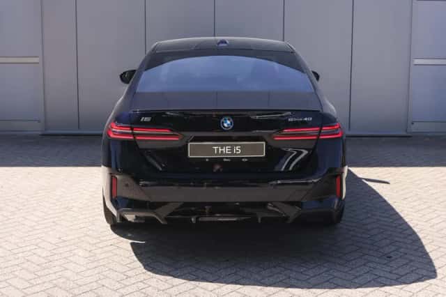 BMW i5 (2026) thumbnail 6
