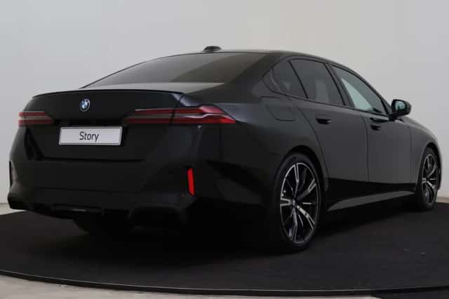 BMW i5 (2026) thumbnail 2