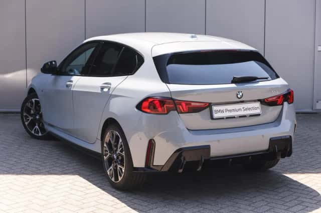 BMW 1-Serie (2025) thumbnail 2