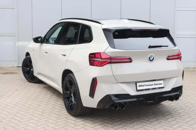 BMW X3 (2025) thumbnail 2