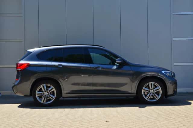 BMW X1 (2020) thumbnail 3