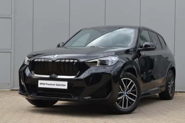 BMW iX1 (2024) thumbnail 1