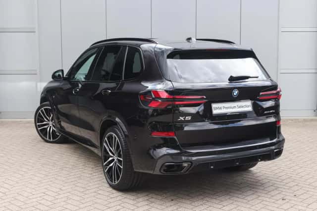 BMW X5 (2025) thumbnail 2