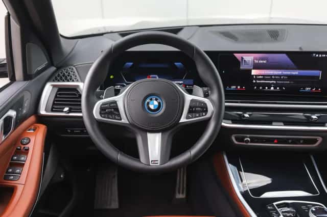 BMW X5 (2025) thumbnail 3
