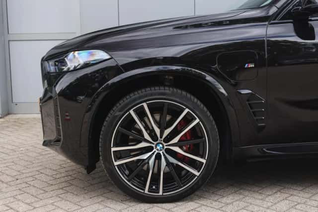 BMW X5 (2025) thumbnail 5