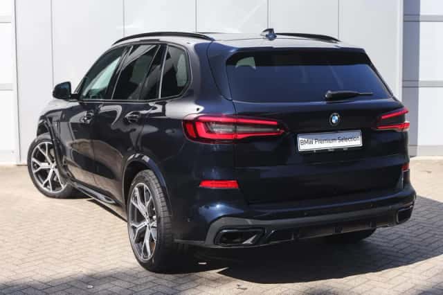 BMW X5 (2021) thumbnail 2