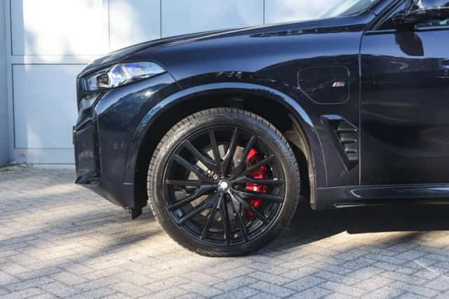 BMW X5 (2025) thumbnail 5