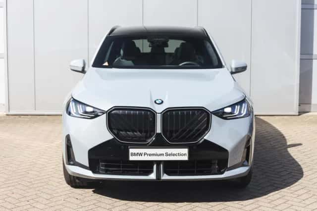 BMW X3 (2025) thumbnail 5