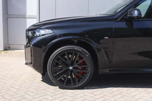BMW X5 (2025) thumbnail 5