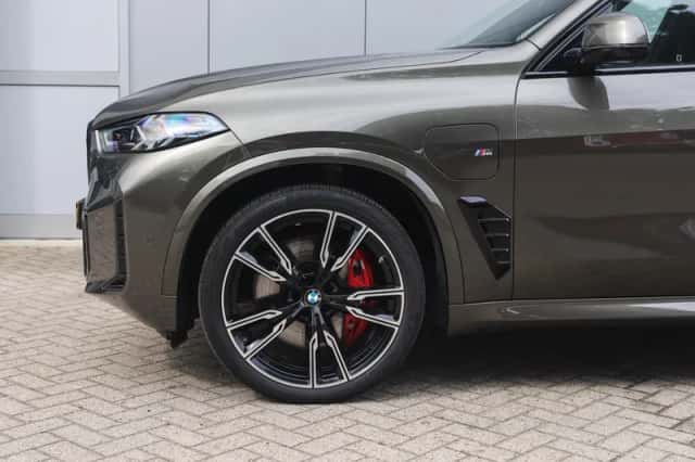 BMW X5 (2025) thumbnail 5