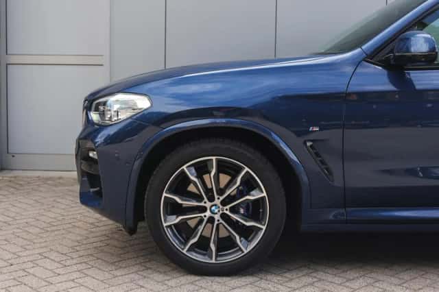 BMW X3 (2018) thumbnail 4