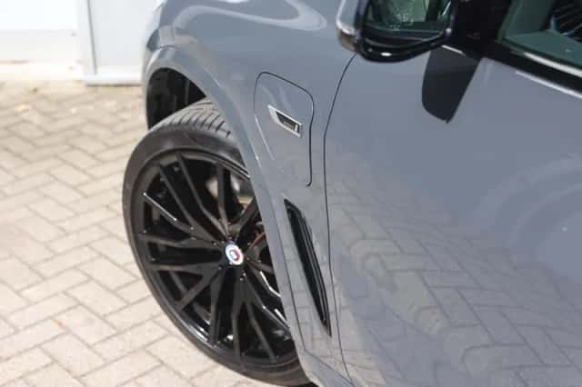 BMW X5 (2023) thumbnail 5
