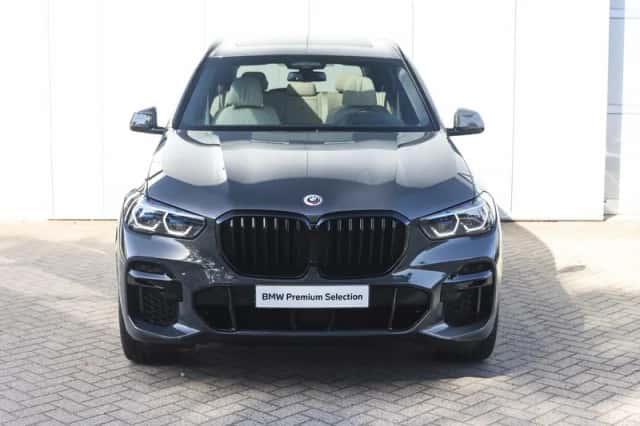 BMW X5 (2023) thumbnail 6