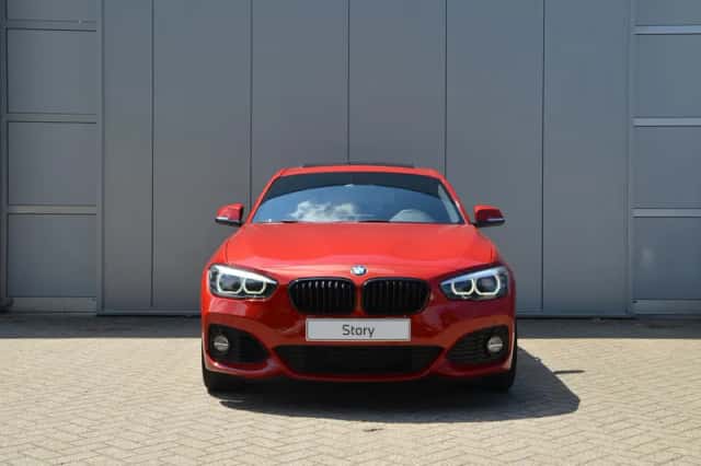 BMW 1-Serie (2018) thumbnail 2