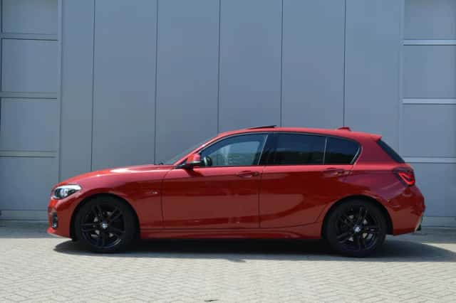 BMW 1-Serie (2018) thumbnail 4