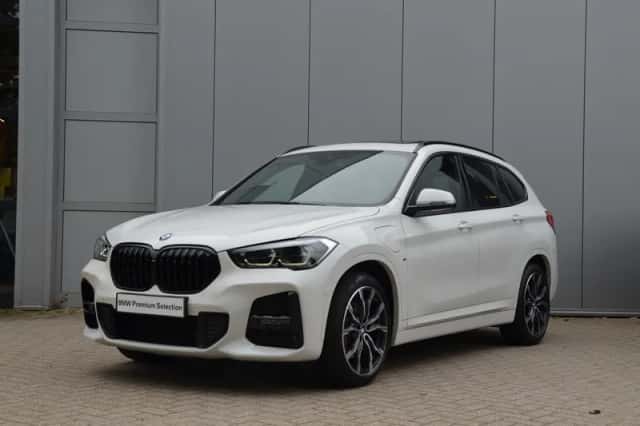 BMW X1 (2021) thumbnail 1