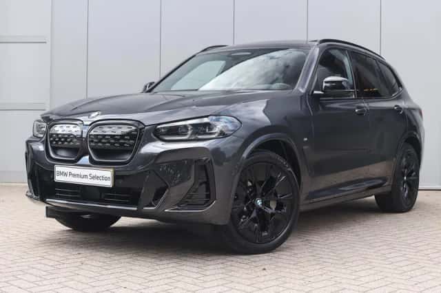 BMW iX3 (2024) thumbnail 1