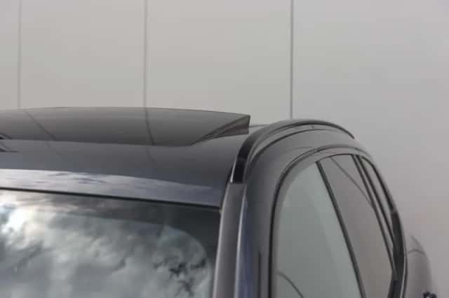 BMW iX3 (2024) thumbnail 4
