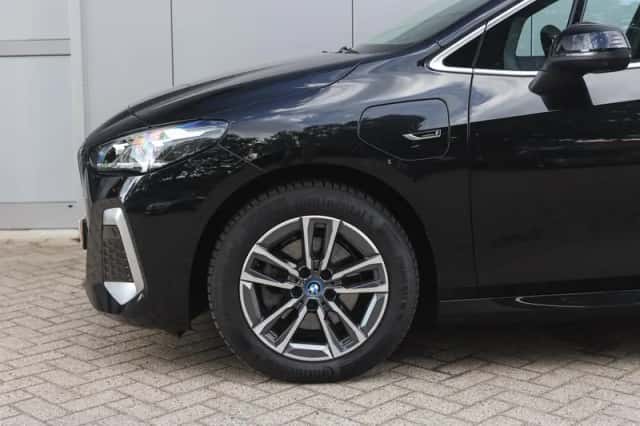 BMW 2-Serie (2023) thumbnail 5