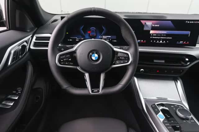BMW i4 (2026) thumbnail 3