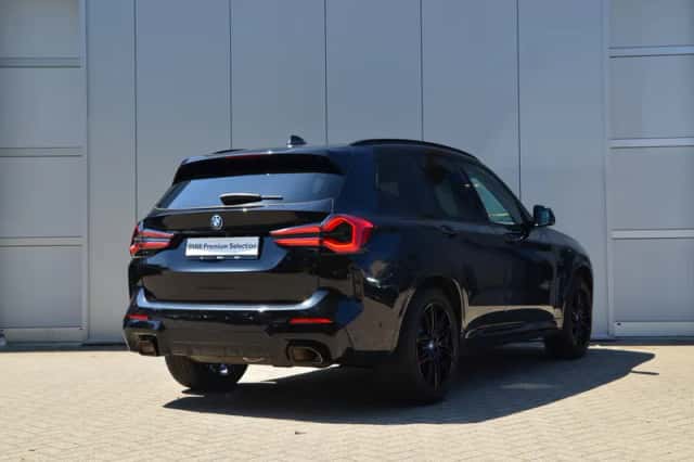 BMW X3 (2022) thumbnail 6