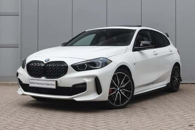 BMW 1-Serie (2023) thumbnail 1