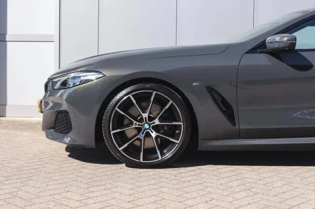 BMW 8-Serie (2022) thumbnail 4