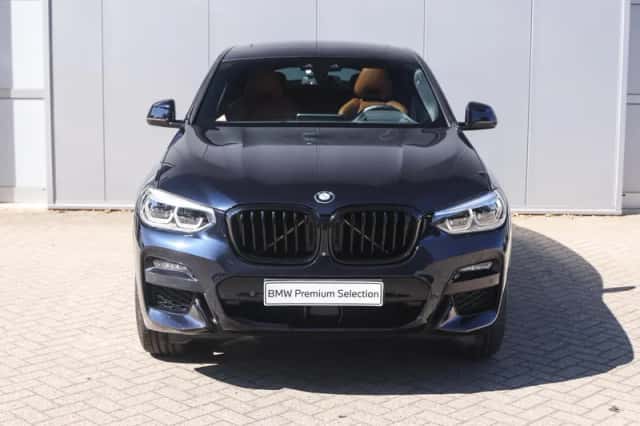 BMW X4 (2021) thumbnail 6