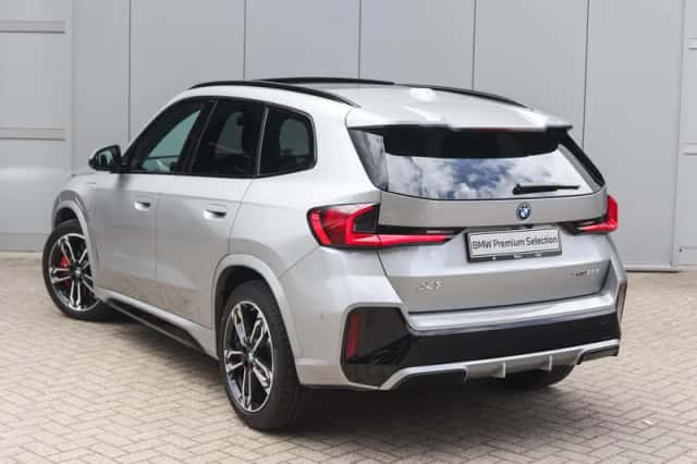 BMW X1 (2025) thumbnail 2