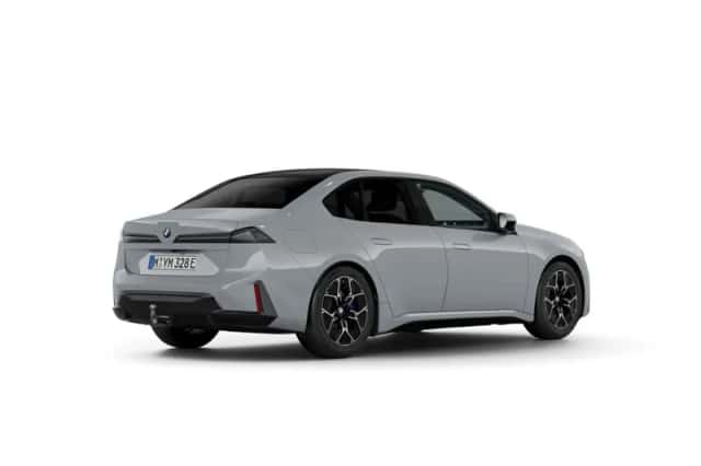 BMW i3 (2026) thumbnail 2