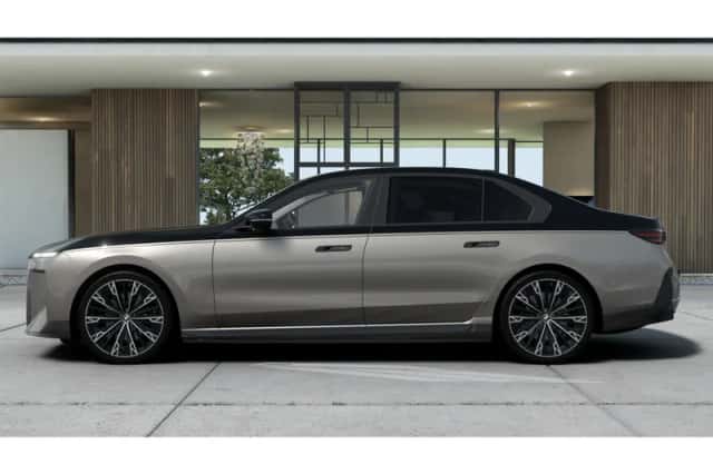 BMW i7 (2026) thumbnail 5
