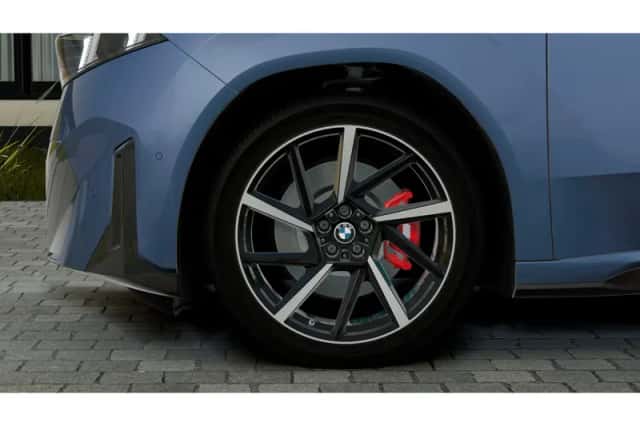 BMW iX3 (2026) thumbnail 5