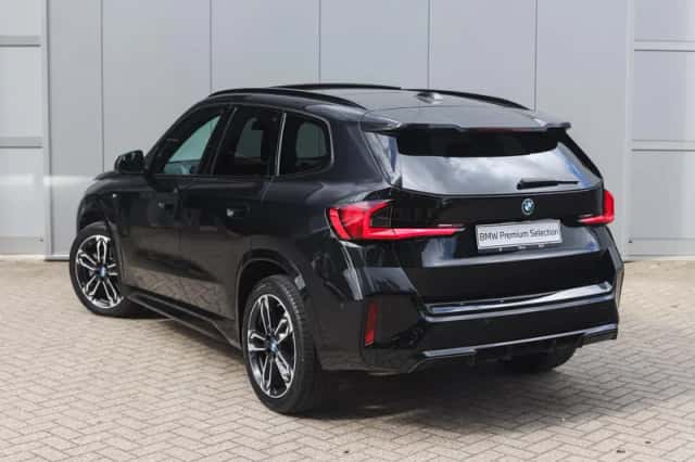 BMW X1 (2024) thumbnail 2