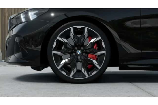 BMW i5 (2026) thumbnail 6