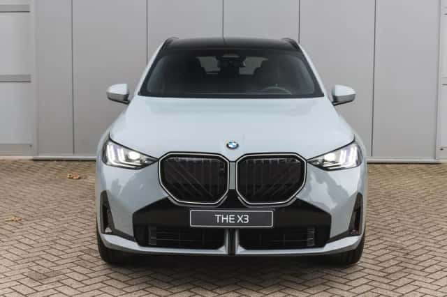 BMW X3 (2026) thumbnail 5