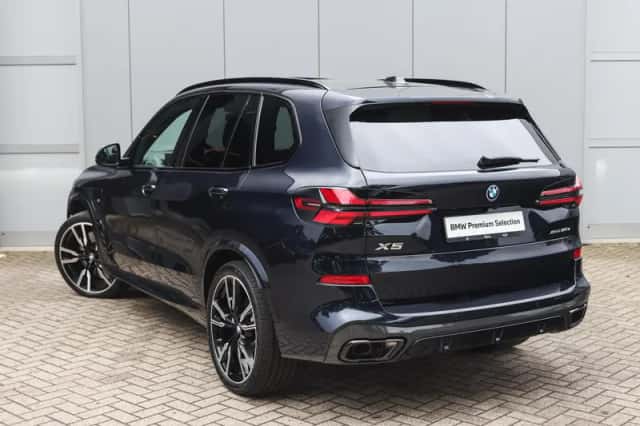 BMW X5 (2025) thumbnail 2