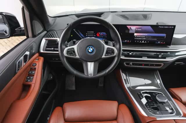 BMW X5 (2025) thumbnail 3