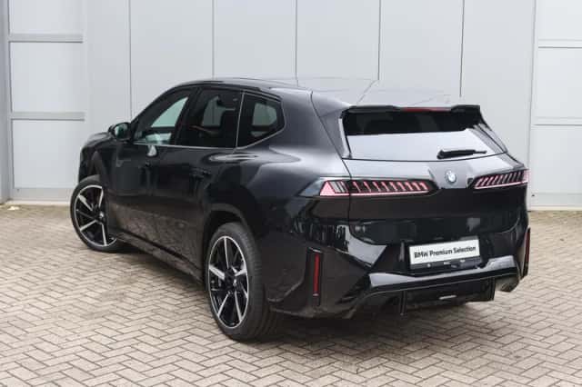 BMW iX3 (2026) thumbnail 2
