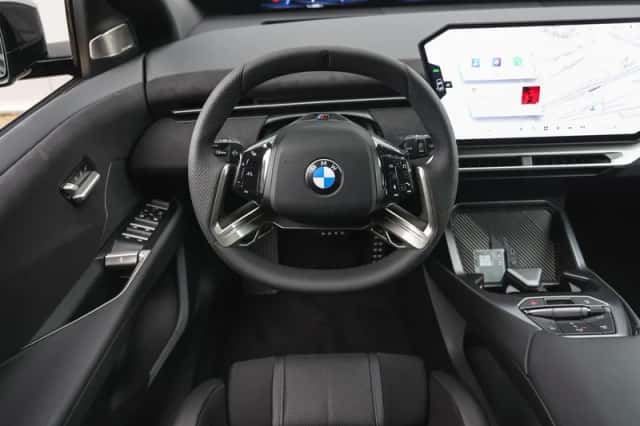 BMW iX3 (2026) thumbnail 3