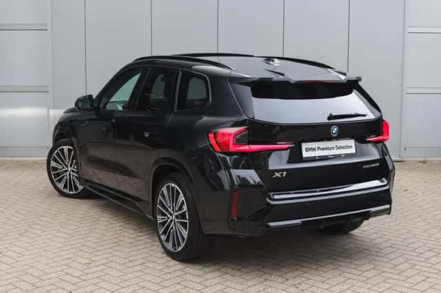 BMW X1 (2026) thumbnail 2